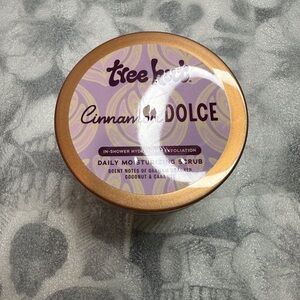Tree Hut Cinnamon Dolce Daily Moisturizing Scrub -